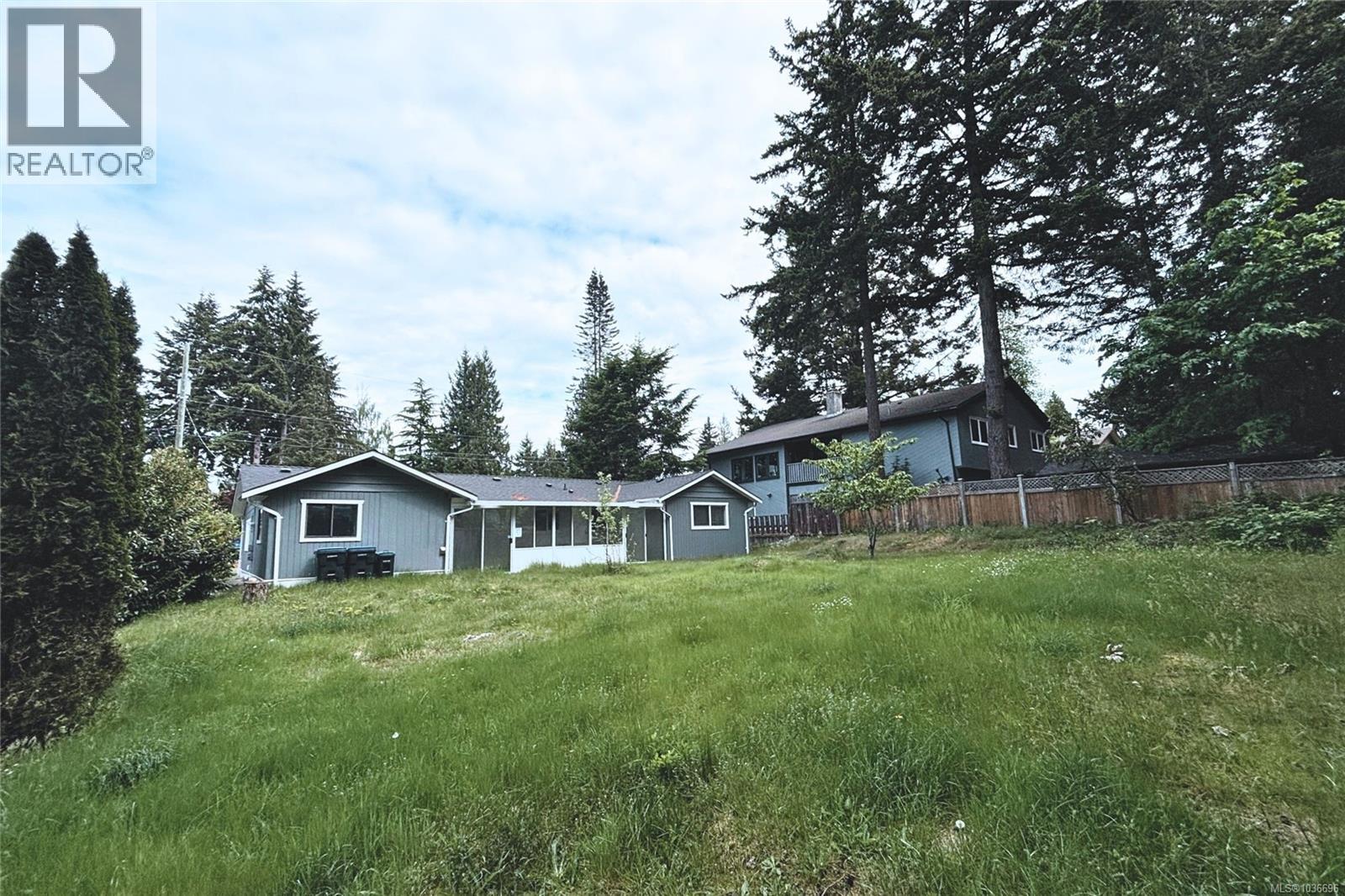 For Sale: 600 Sumac Dr, Qualicum Beach, ON | 4 Bed, 3 Bath House for $295,000. See 26 photos!