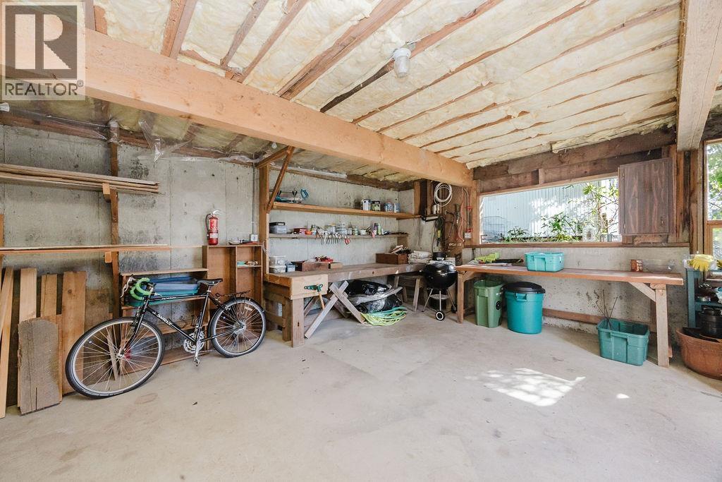 466 Central Avenue, Gibsons, British Columbia V0N 1V1 - Photo 31 - R3110456
