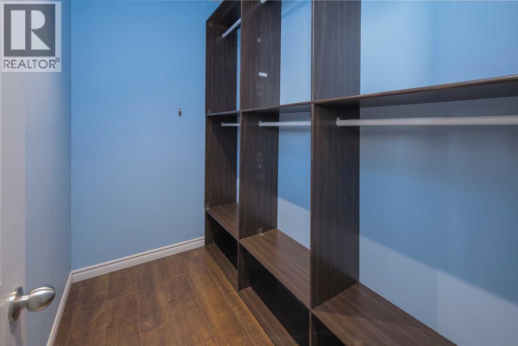 5 Elveden Point SW, Calgary, Alberta  T3H 3X8 - Photo 34 - A2297598