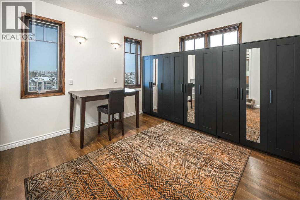 5 Elveden Point SW, Calgary, Alberta  T3H 3X8 - Photo 26 - A2297598