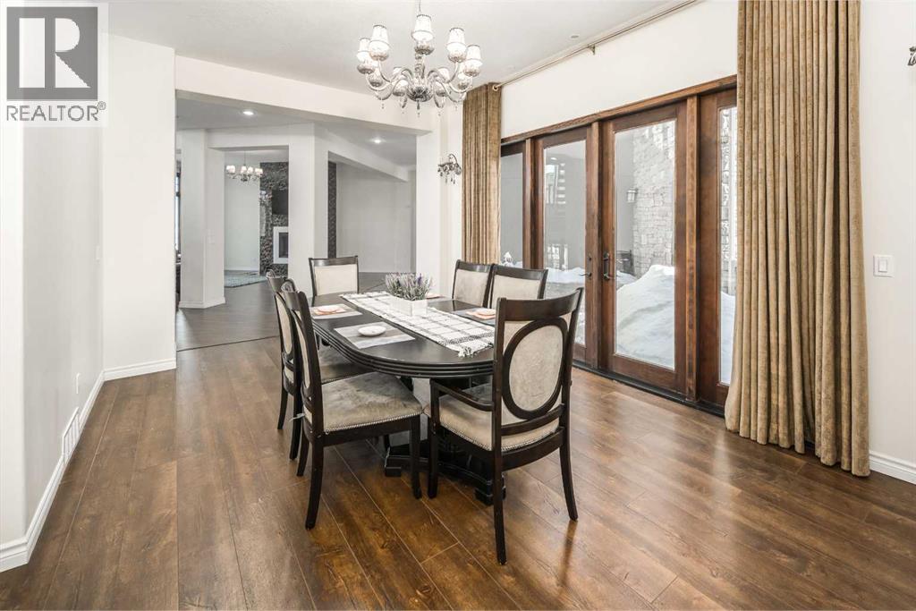 5 Elveden Point SW, Calgary, Alberta  T3H 3X8 - Photo 14 - A2297598
