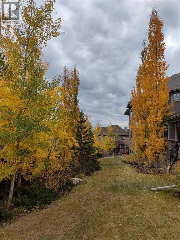 5 Elveden Point SW, Calgary, Alberta  T3H 3X8 - Photo 49 - A2297598