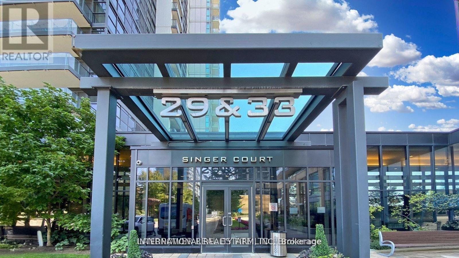 2011 - 29 Singer Court, Toronto, Ontario  M2K 0B3 - Photo 2 - C13128954