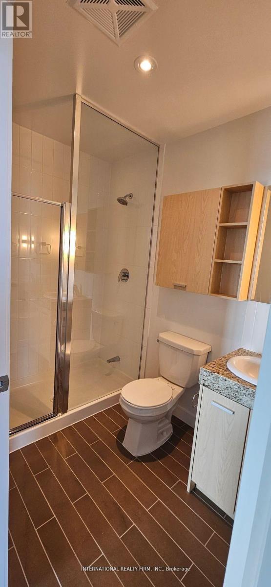 2011 - 29 Singer Court, Toronto, Ontario  M2K 0B3 - Photo 6 - C13128954