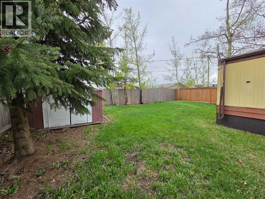 9707 104 Avenue, Clairmont, Alberta  T0H 0W0 - Photo 5 - A2283427
