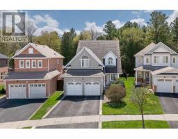 433 WOODSMERE CRESCENT, Pickering, Ontario