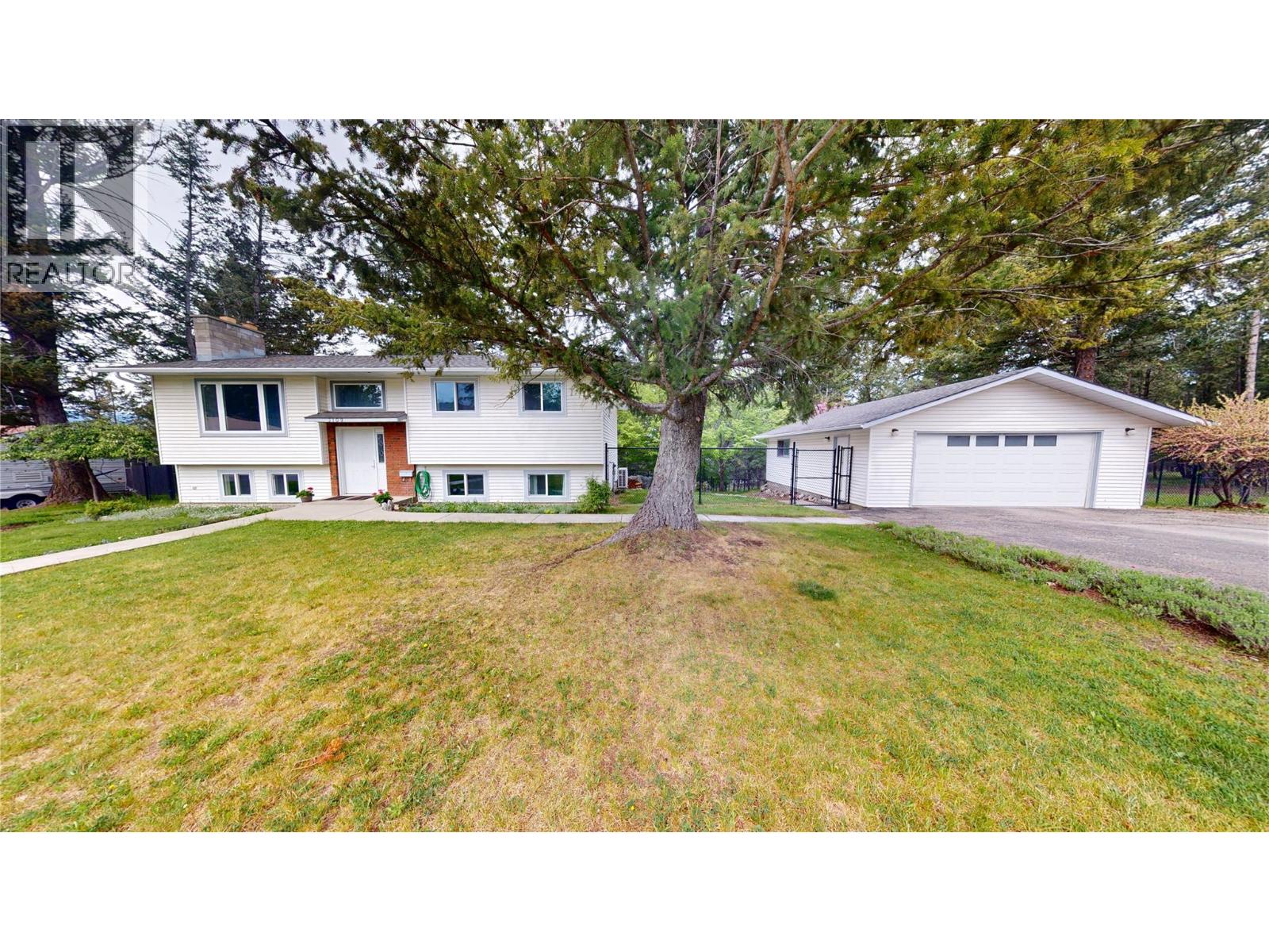 3109 Mt Royal Drive, Cranbrook, British Columbia  V1C 5T1 - Photo 1 - 10387501