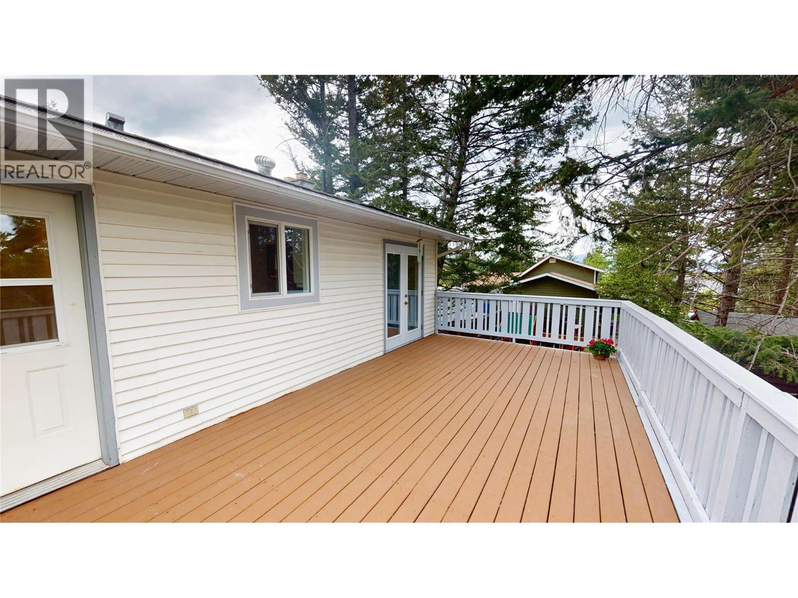 3109 Mt Royal Drive, Cranbrook, British Columbia  V1C 5T1 - Photo 34 - 10387501