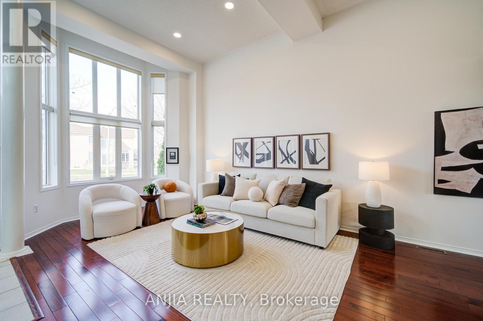 195 Shirley Drive, Richmond Hill, Ontario  L4S 1T3 - Photo 4 - N13128930