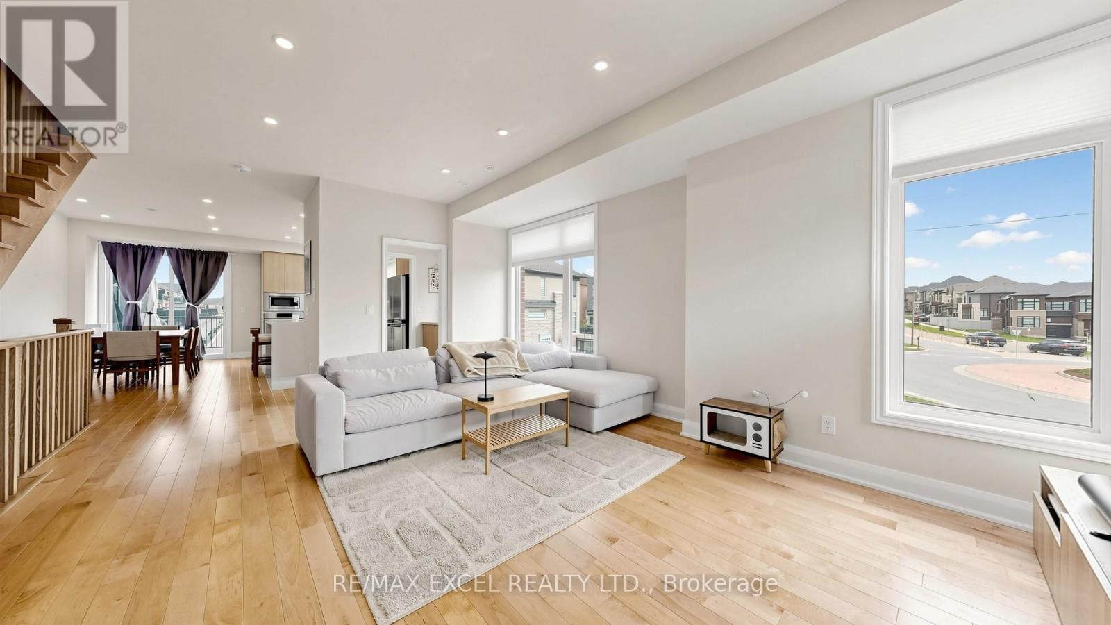 10 Busato Drive, Whitchurch-Stouffville, Ontario  L4A 5G2 - Photo 6 - N13128980