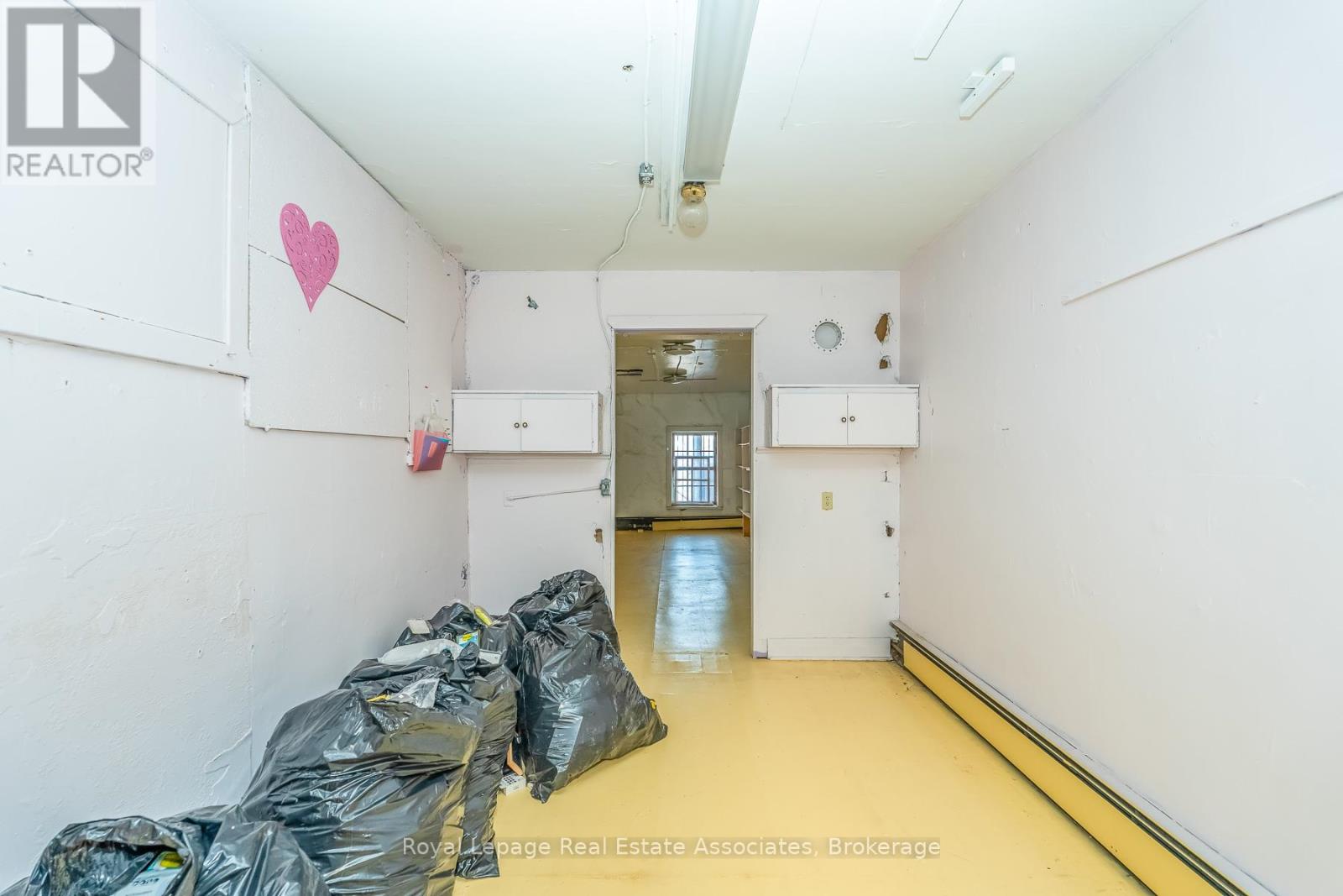 133 Dunlop Street E, Barrie (City Centre), Ontario  L4M 1A6 - Photo 12 - S13128992
