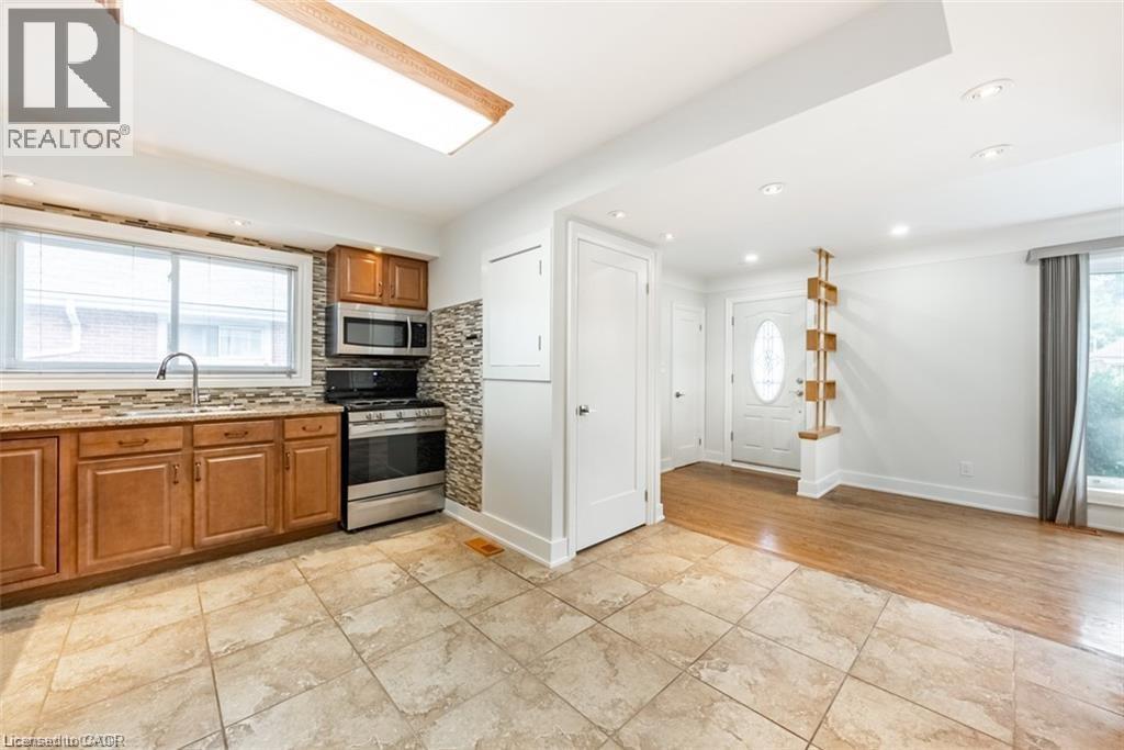 172 Fennell Avenue E Unit# Upper, Hamilton, Ontario  L9A 1S3 - Photo 14 - 40828338