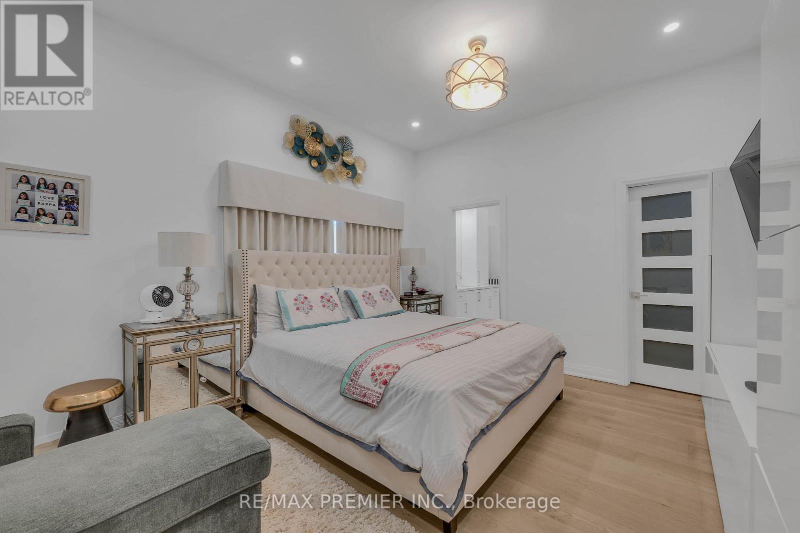 51 Bowerbank Drive, Toronto, Ontario  M2M 1Z9 - Photo 16 - C13092496