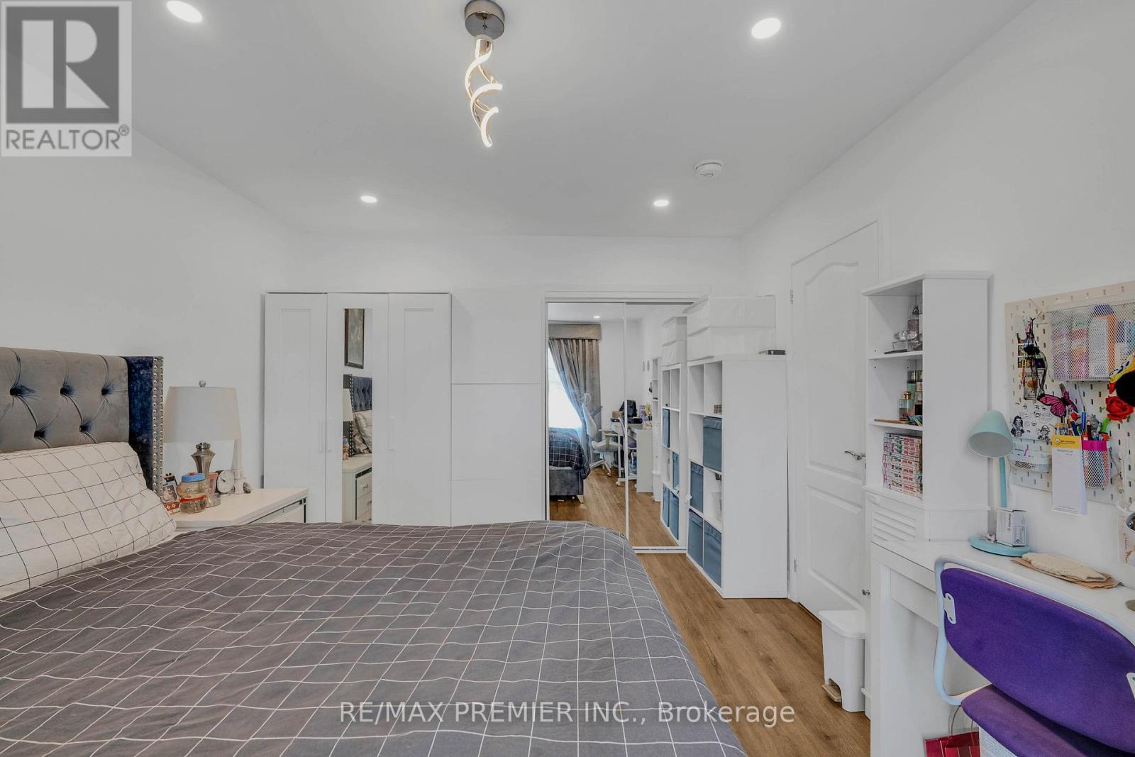 51 Bowerbank Drive, Toronto, Ontario  M2M 1Z9 - Photo 24 - C13092496