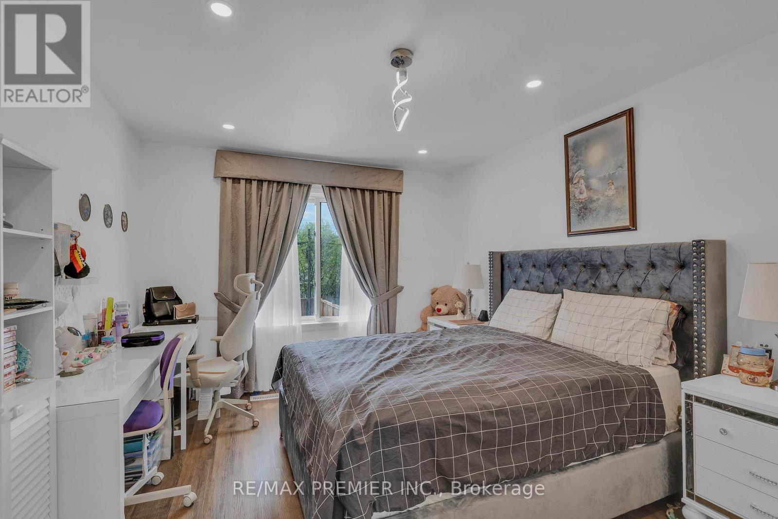 51 Bowerbank Drive, Toronto, Ontario  M2M 1Z9 - Photo 23 - C13092496