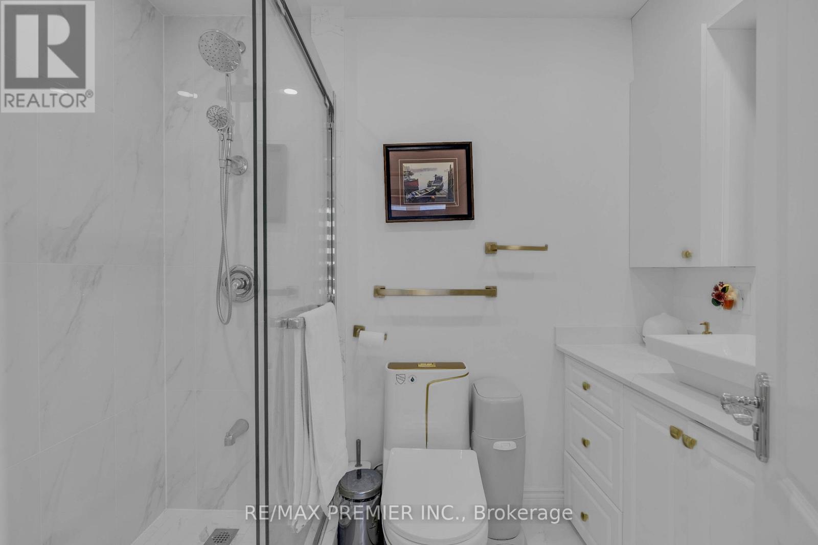 51 Bowerbank Drive, Toronto, Ontario  M2M 1Z9 - Photo 28 - C13092496