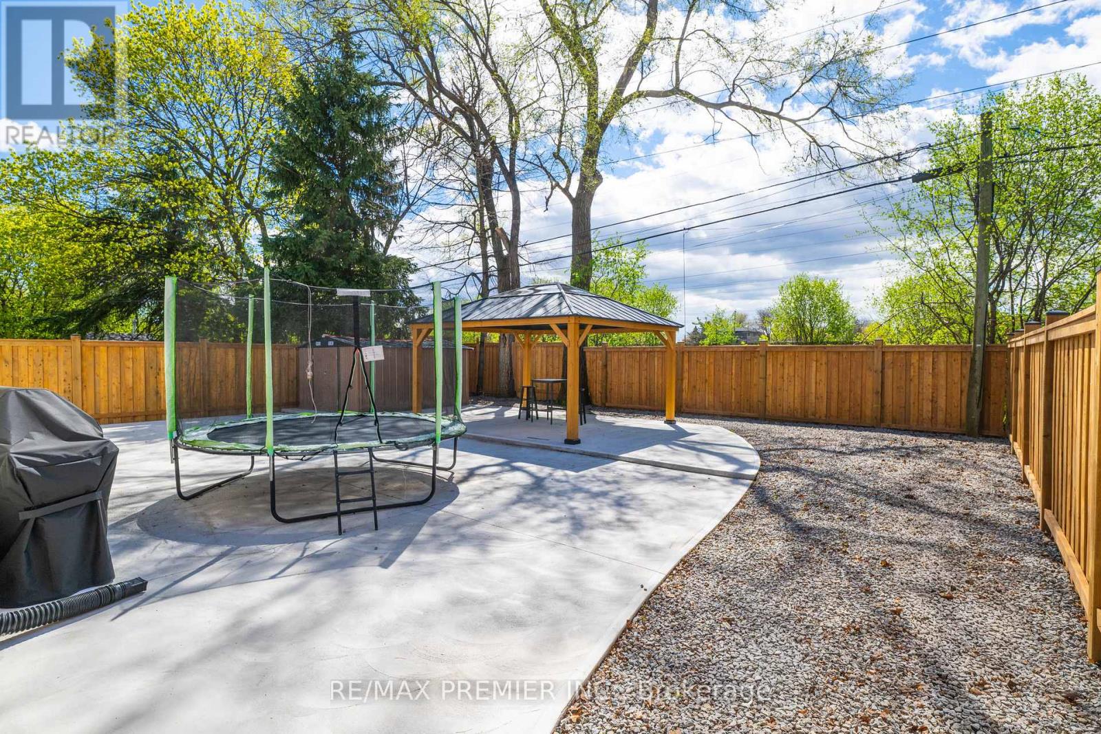51 Bowerbank Drive, Toronto, Ontario  M2M 1Z9 - Photo 41 - C13092496