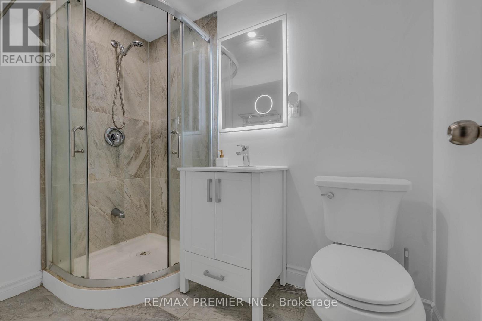 51 Bowerbank Drive, Toronto, Ontario  M2M 1Z9 - Photo 39 - C13092496