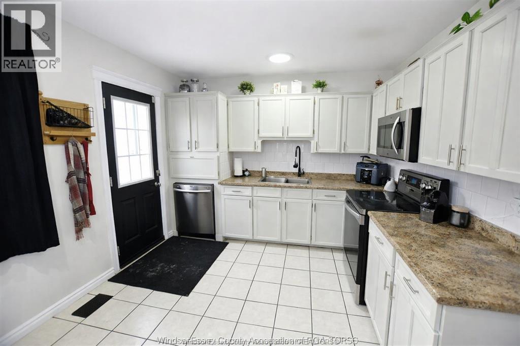 2935 Rivard, Windsor, Ontario  N8T 2J1 - Photo 8 - 26010377