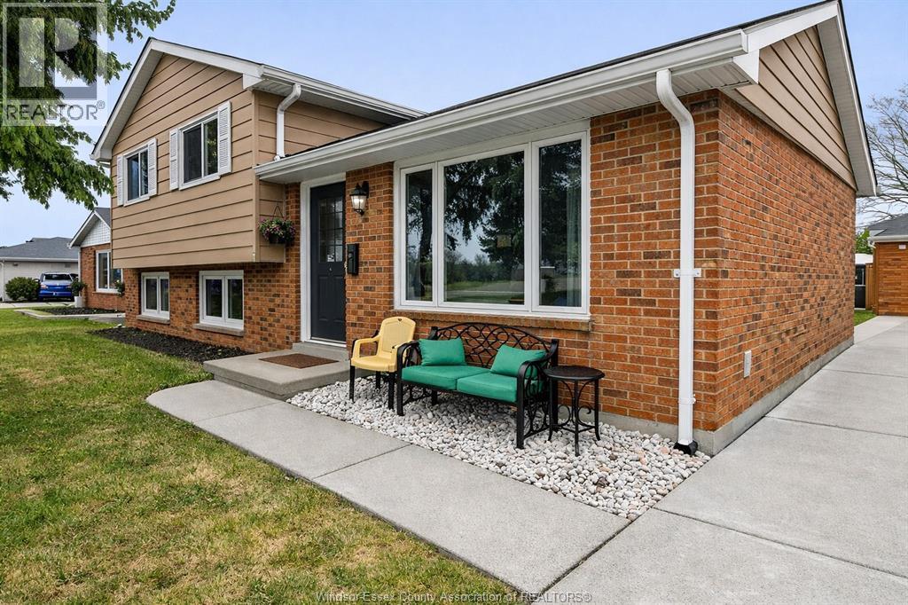 2935 RIVARD, Windsor, Ontario