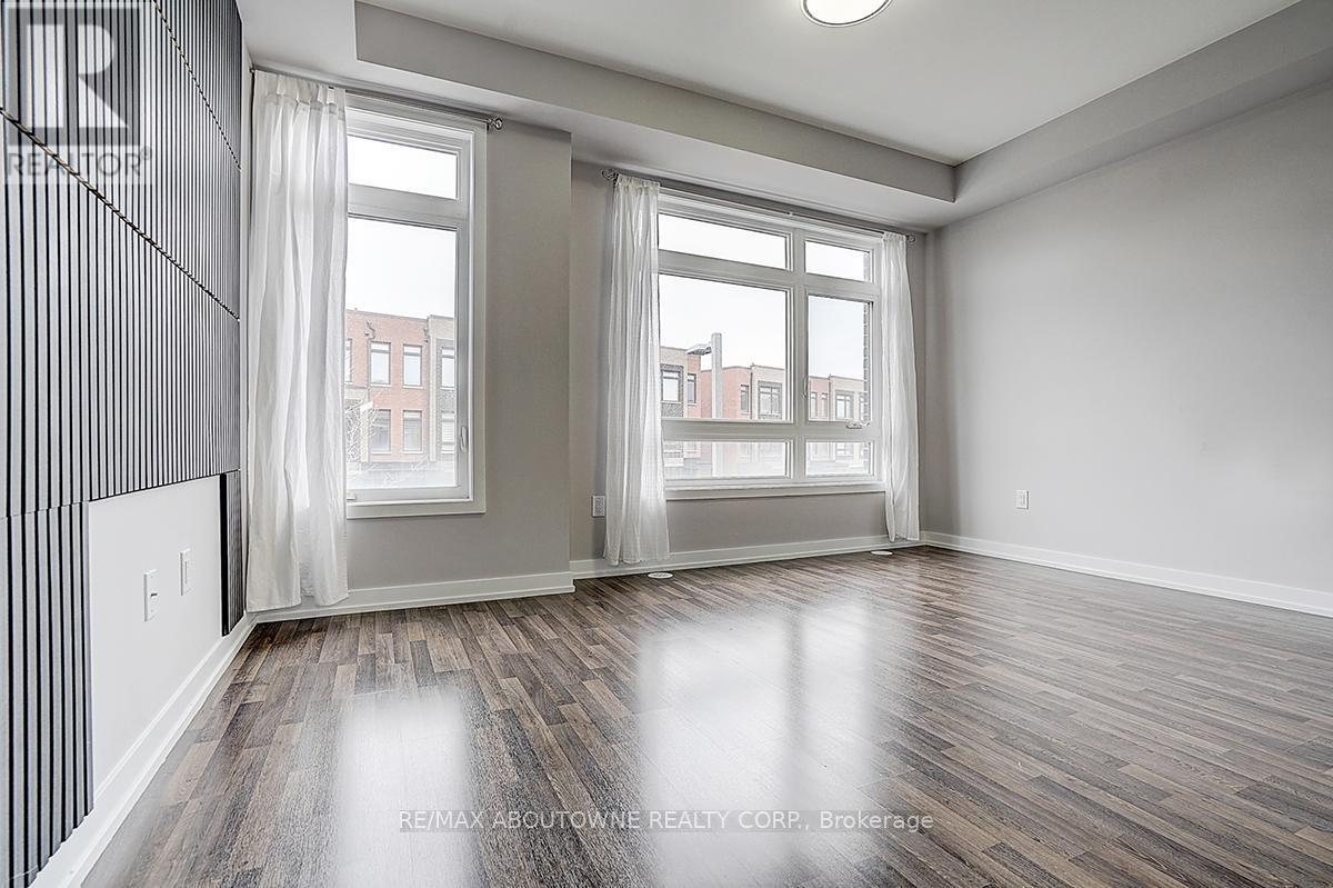 52 Saintfield Drive, Vaughan, Ontario  L4L 0L6 - Photo 11 - N13112524