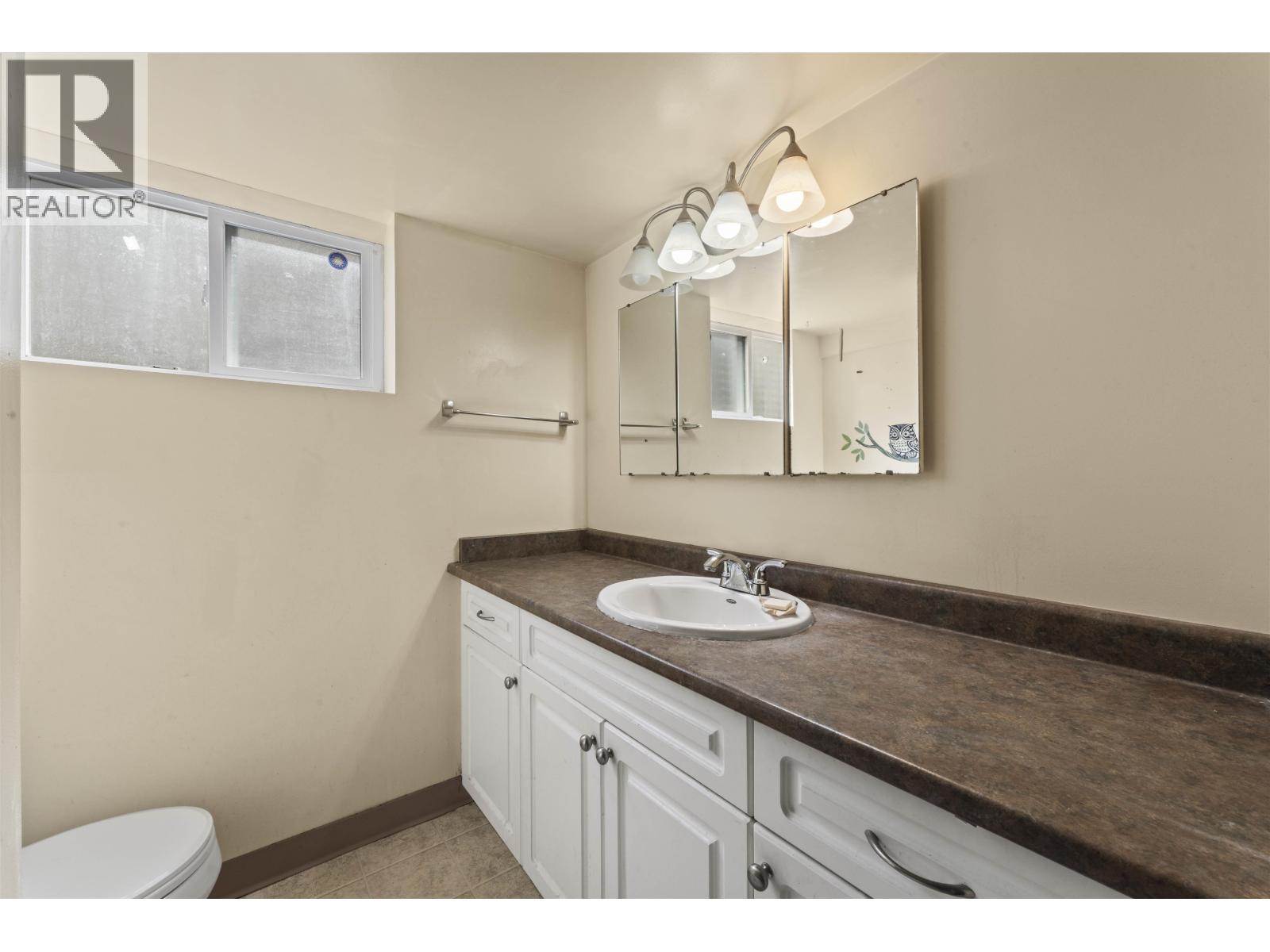 2514 E 49th Avenue, Vancouver, British Columbia  V5S 1J5 - Photo 13 - R3121036