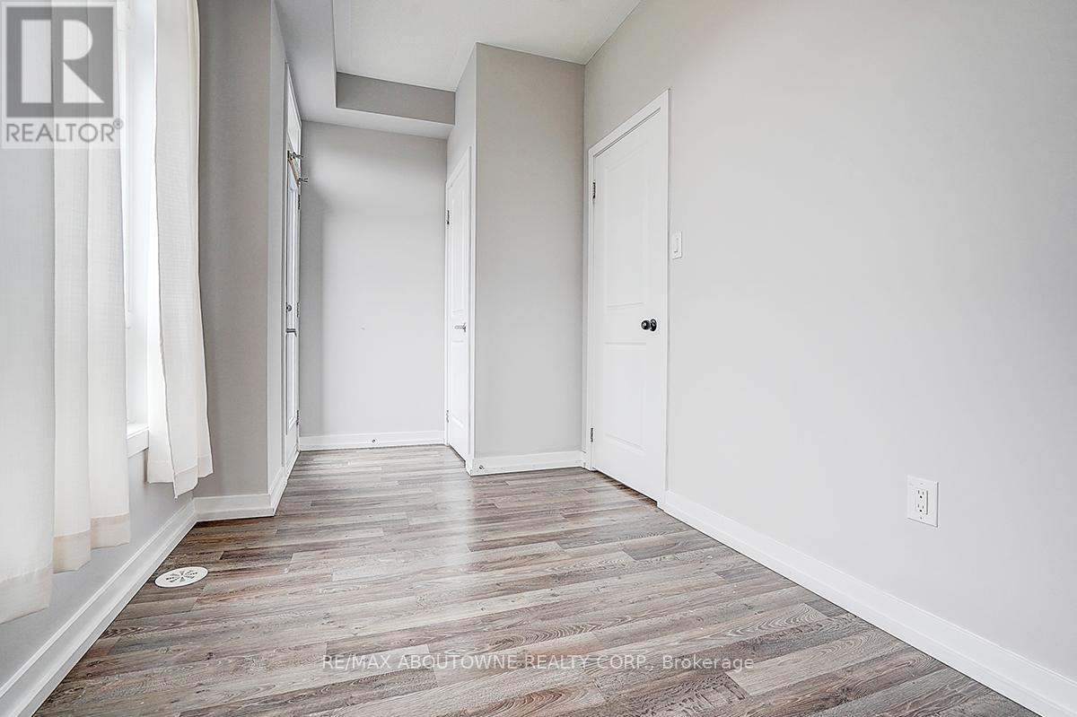 52 Saintfield Drive, Vaughan, Ontario  L4L 0L6 - Photo 22 - N13112524