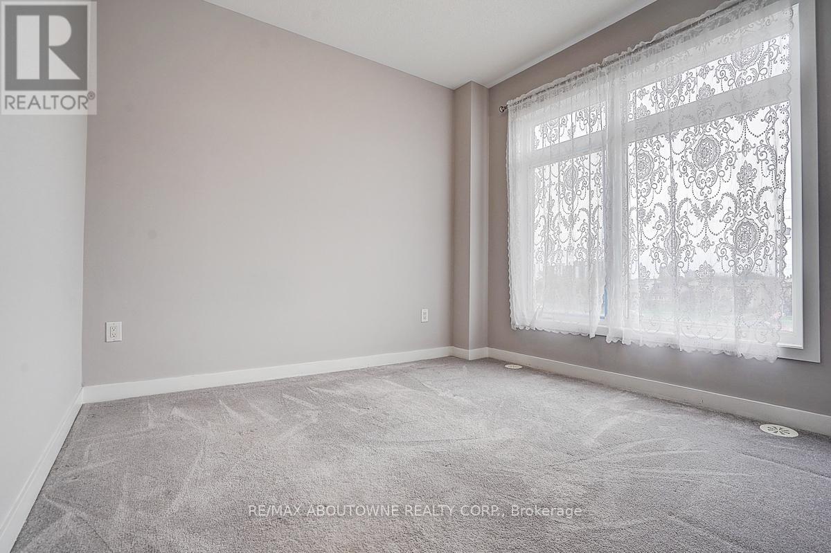 52 Saintfield Drive, Vaughan, Ontario  L4L 0L6 - Photo 26 - N13112524