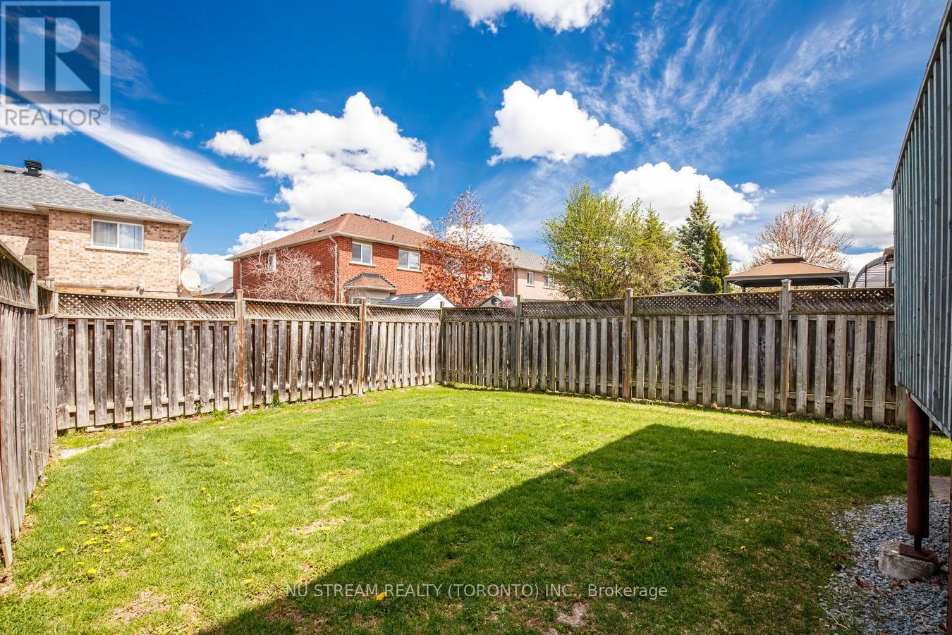 58 Rideau Drive, Richmond Hill, Ontario  L4B 4P3 - Photo 49 - N13128346