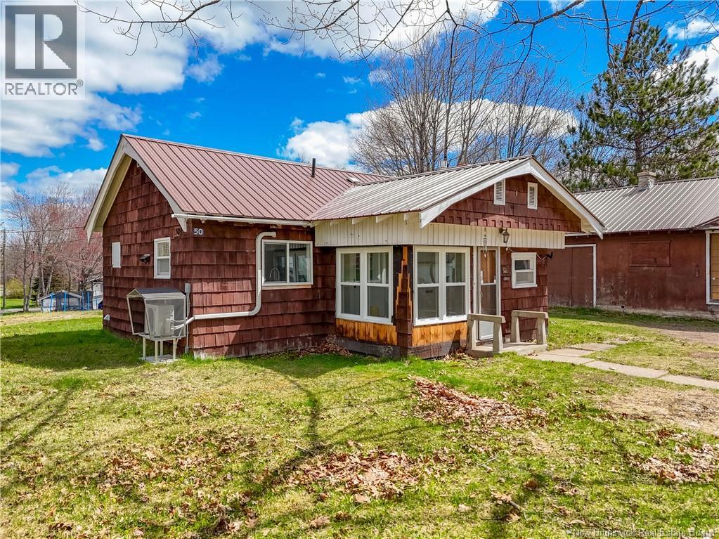 <h3>$234,900</h3><p>50 West Street, Mcadam, New Brunswick</p>
