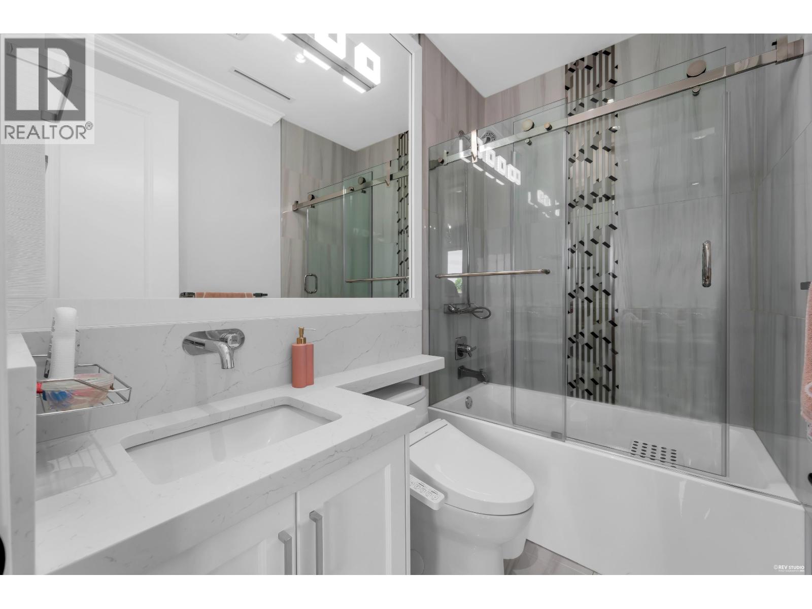 8580 Camden Crescent, Richmond, British Columbia  V7C 3G4 - Photo 32 - R3122889