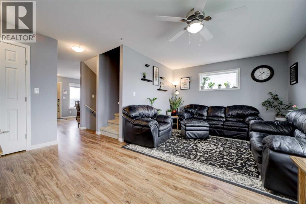 1028 Livingston Way, Pincher Creek, Alberta  T0K 1W0 - Photo 6 - A2309781