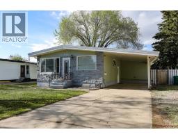 813 11 Avenue S, Lethbridge, Alberta