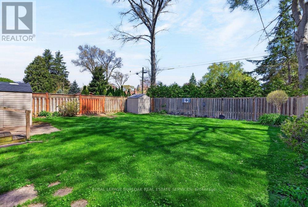 669 Drury Lane, Burlington, Ontario  L7R 2X8 - Photo 21 - W13128958