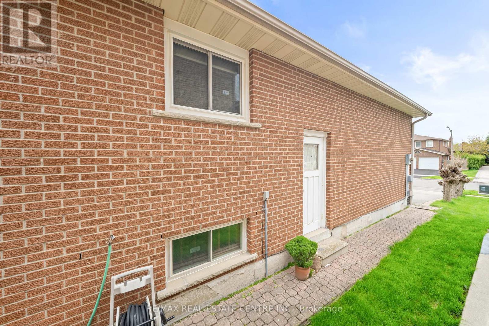 78 Panorama Crescent, Brampton, Ontario  L6S 3T9 - Photo 50 - W13128982
