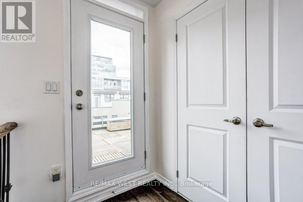 Th97 - 30 Fieldway Road, Toronto, Ontario  M8Z 3L2 - Photo 15 - W13128986