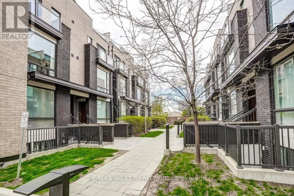 Th97 - 30 Fieldway Road, Toronto, Ontario  M8Z 3L2 - Photo 2 - W13128986