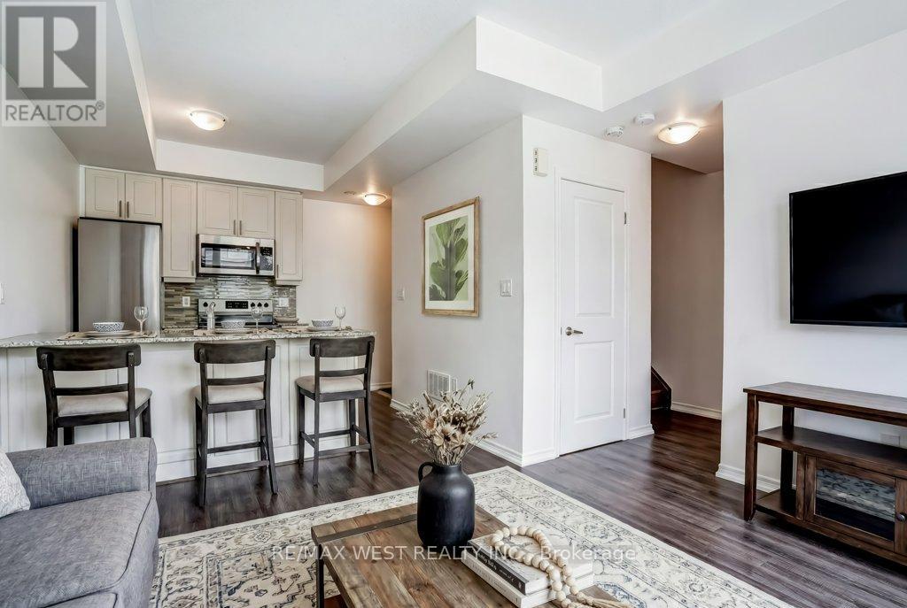 Th97 - 30 Fieldway Road, Toronto, Ontario  M8Z 3L2 - Photo 7 - W13128986