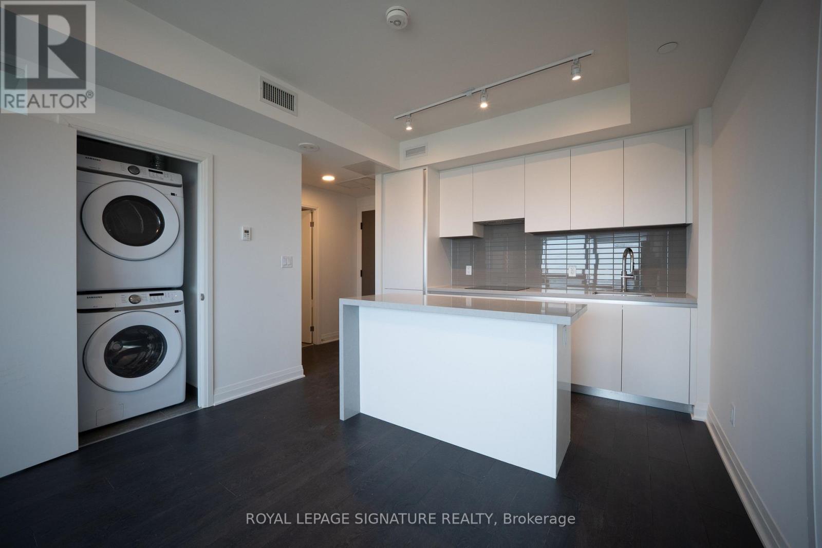 4703 - 4015 The Exchange, Mississauga (City Centre), Ontario  L5B 0N9 - Photo 14 - W13129026