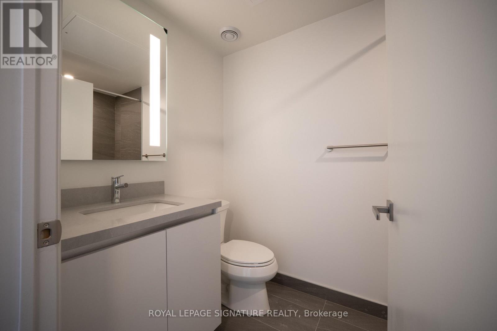 4703 - 4015 The Exchange, Mississauga (City Centre), Ontario  L5B 0N9 - Photo 27 - W13129026