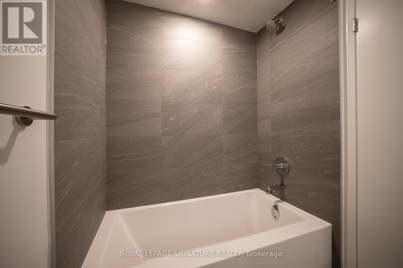 4703 - 4015 The Exchange, Mississauga (City Centre), Ontario  L5B 0N9 - Photo 28 - W13129026