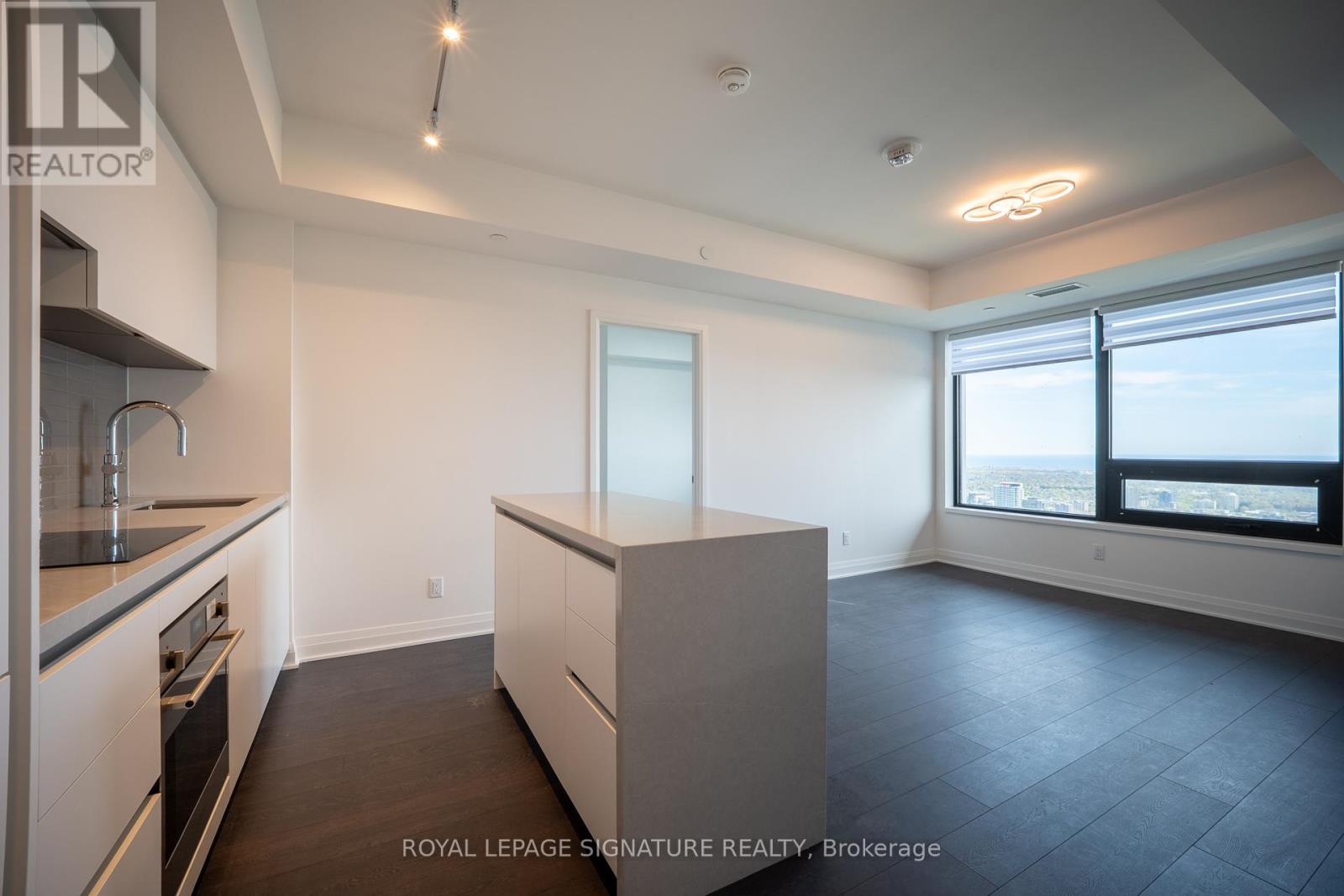 4703 - 4015 The Exchange, Mississauga (City Centre), Ontario  L5B 0N9 - Photo 4 - W13129026