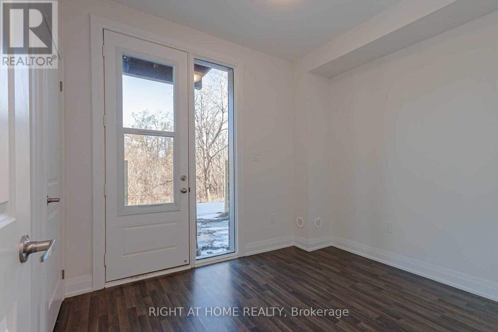 1 - 8 Creekbank Road, Toronto, Ontario  M6L 0A4 - Photo 10 - W13129046