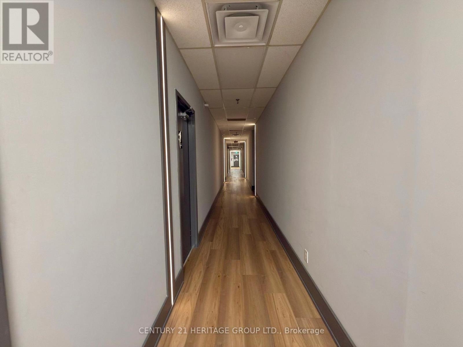 208 E - 4544 Dufferin Street, Toronto, Ontario  M3H 5X2 - Photo 10 - W13129052
