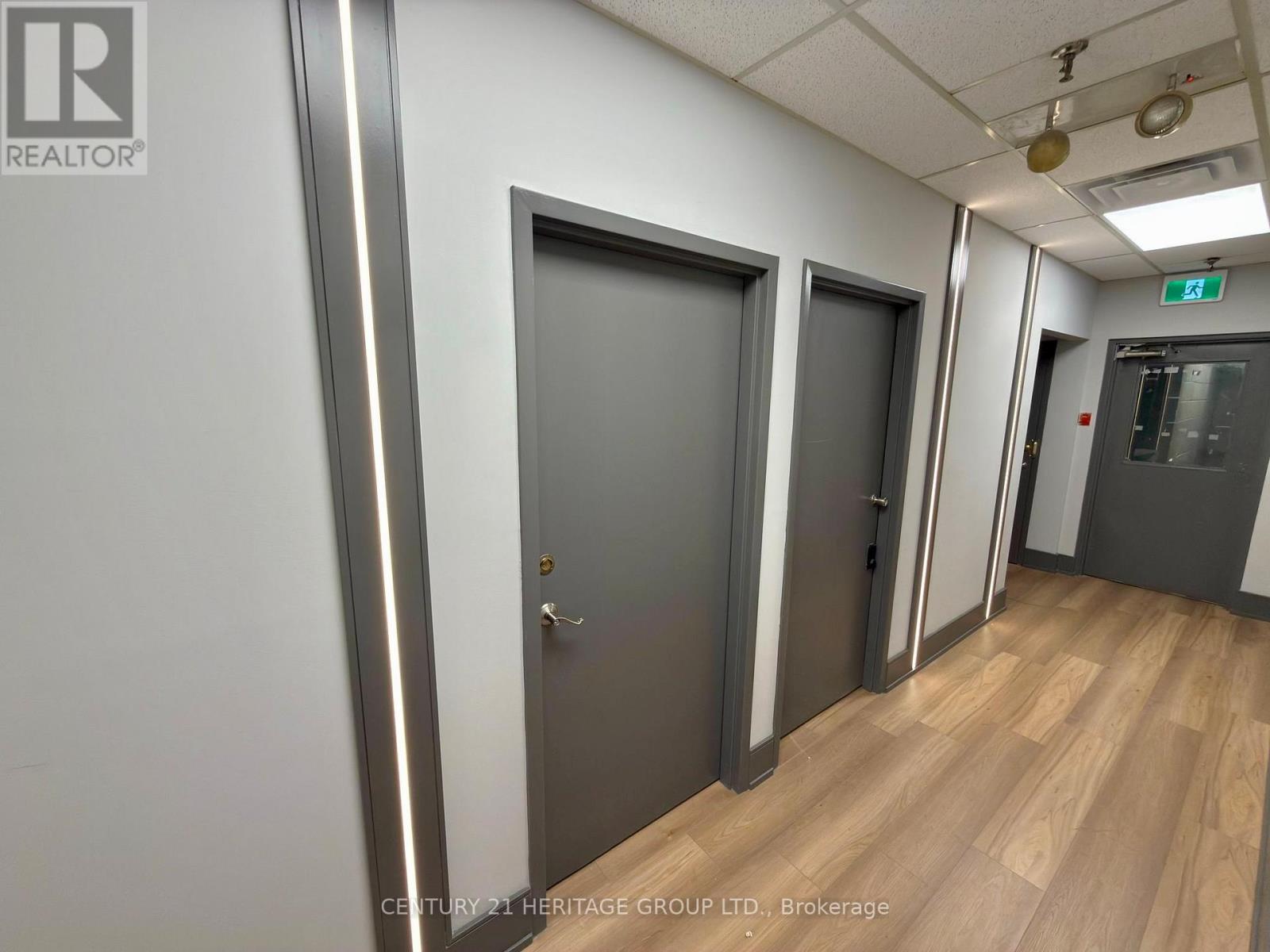 208 E - 4544 Dufferin Street, Toronto, Ontario  M3H 5X2 - Photo 12 - W13129052