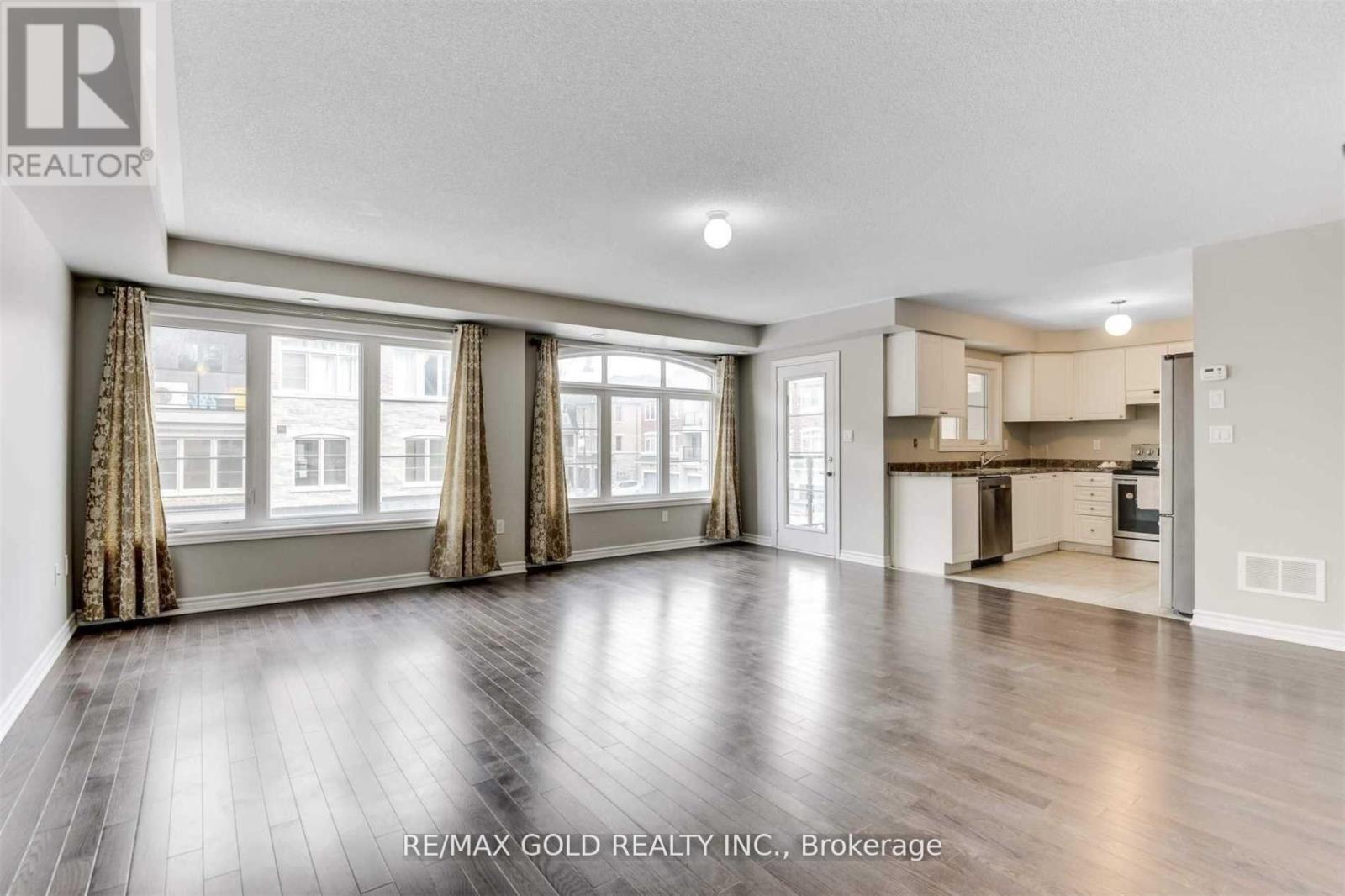 108 - 200 Veterans Drive, Brampton, Ontario  L7A 4S6 - Photo 4 - W13129070
