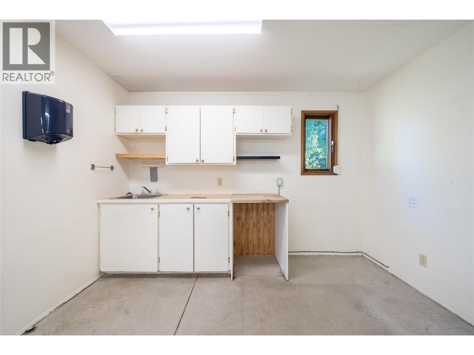 4901 Auto Road SE, Salmon Arm, British Columbia  V1E 1X1 - Photo 20 - 10386335