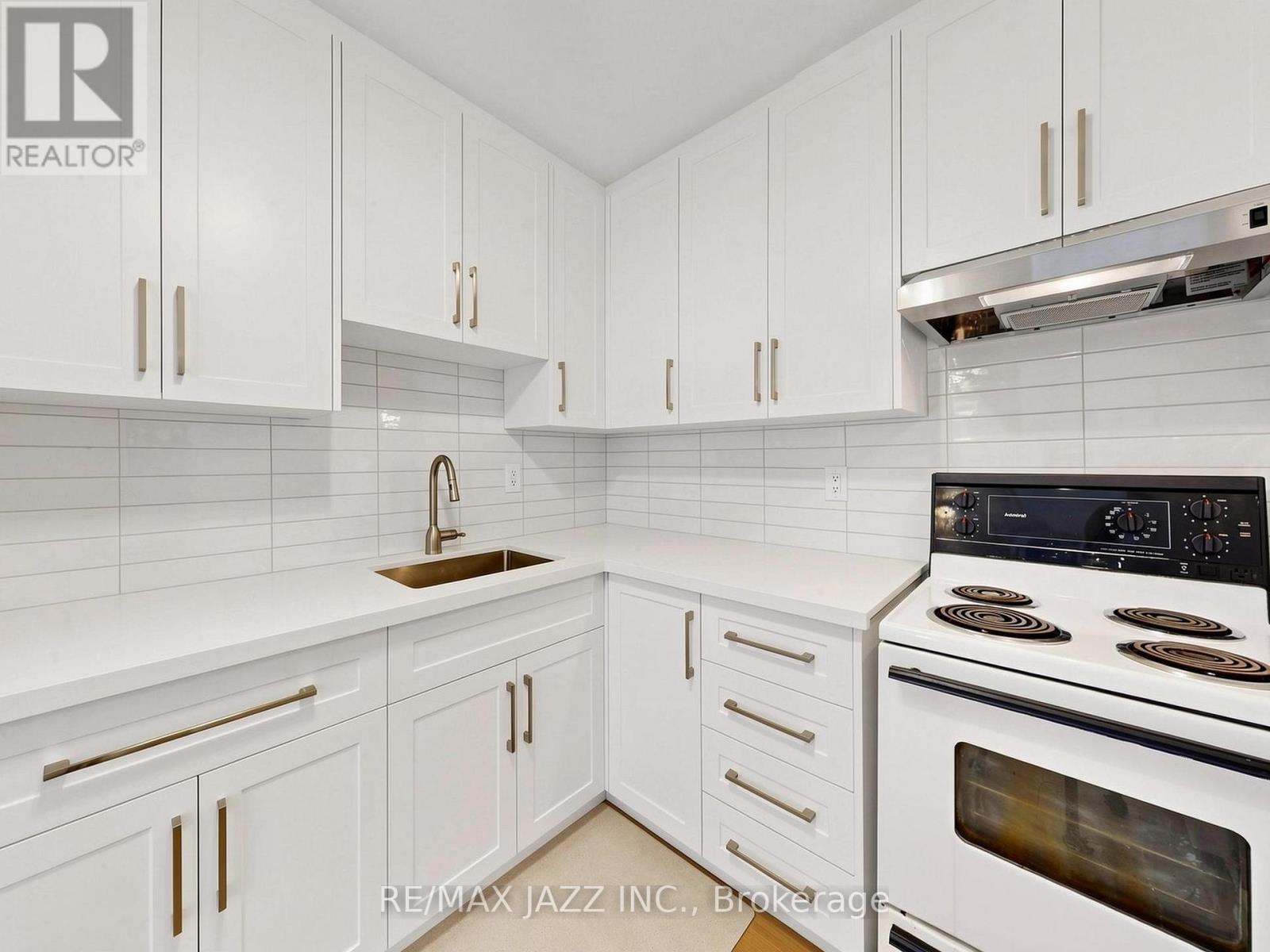 A - 6258 Main Street, Whitchurch-Stouffville, Ontario  L4A 1E2 - Photo 17 - N13129320