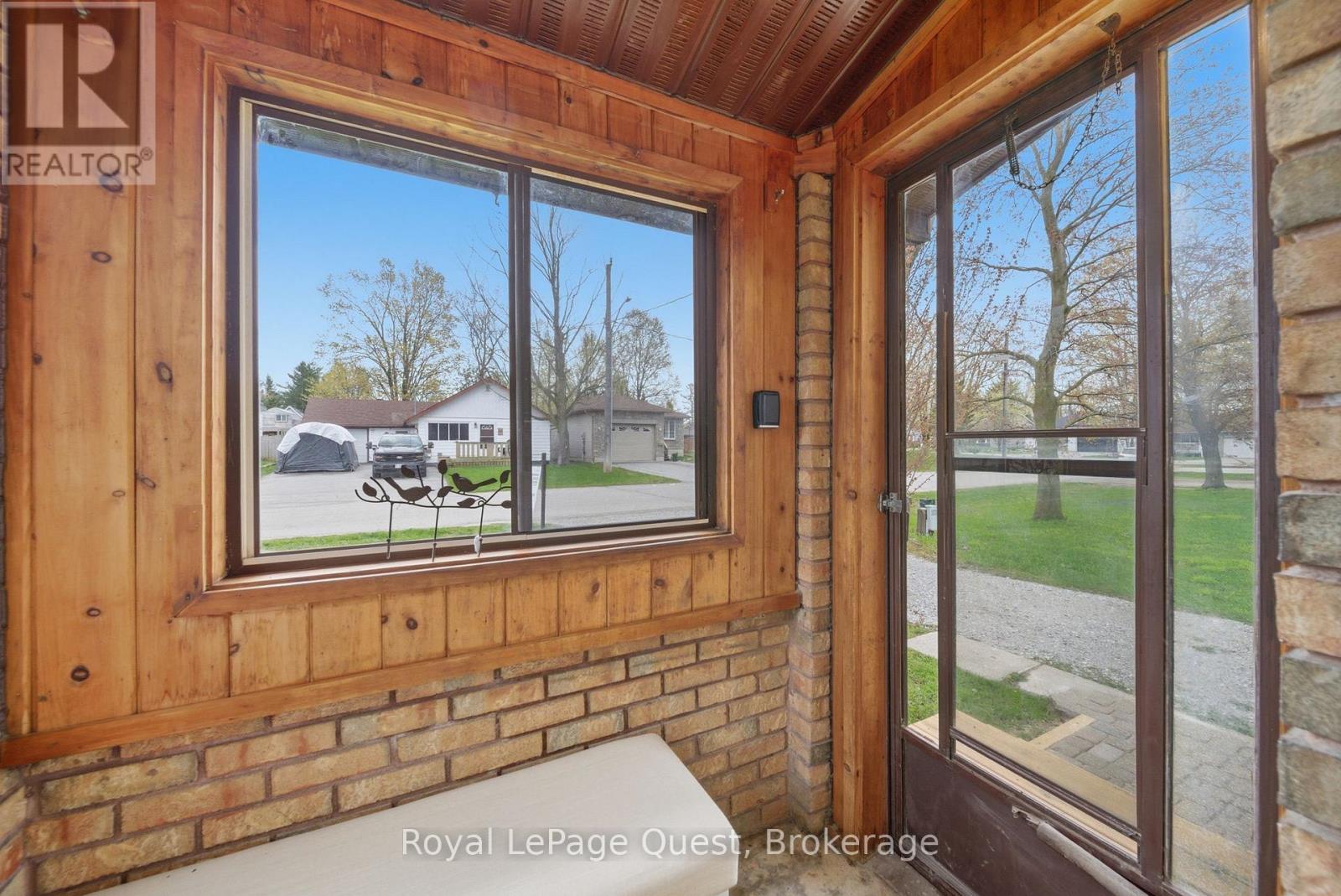 38 Adair Street, Orillia, Ontario  L3V 2X2 - Photo 3 - S13129188