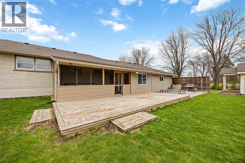 2133 London Line, Sarnia, Ontario  N7T 7H2 - Photo 45 - 26008244